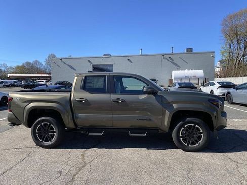New 2026 Toyota Tacoma TRD Sport AWD/4WD image 2