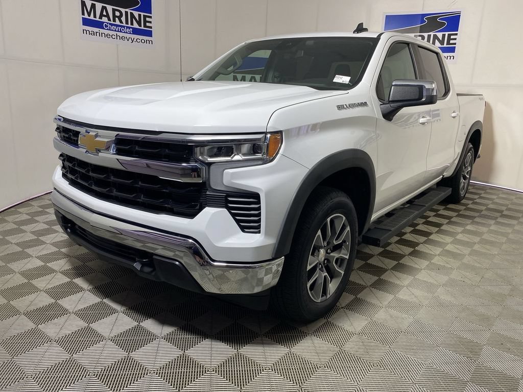 Used 2024 Chevrolet Silverado 1500 LT w/ Protection Package AWD/4WD image 11