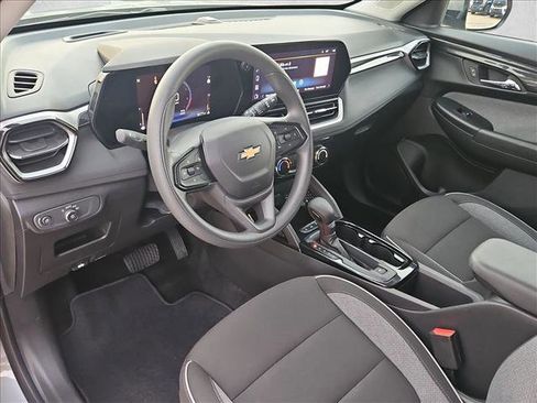 Used 2025 Chevrolet TrailBlazer LT image 10