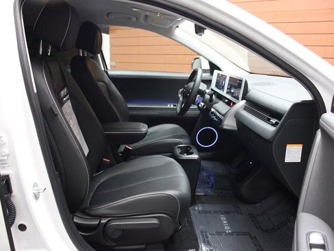 Used 2023 Hyundai Ioniq 5 SEL image 11