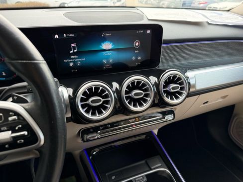 Certified 2020 Mercedes-Benz GLB 250 image 20