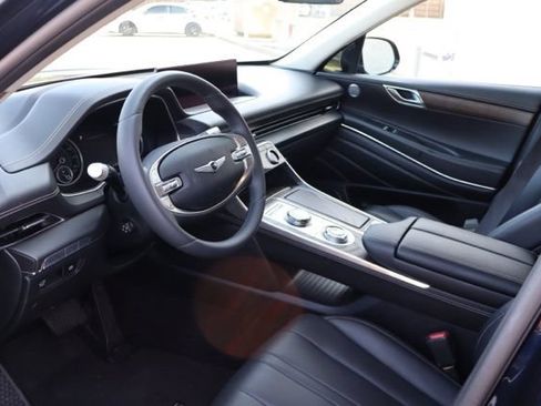 Used 2023 Genesis GV80 3.5T AWD/4WD image 16