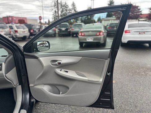 Used 2009 Toyota Corolla LE image 25