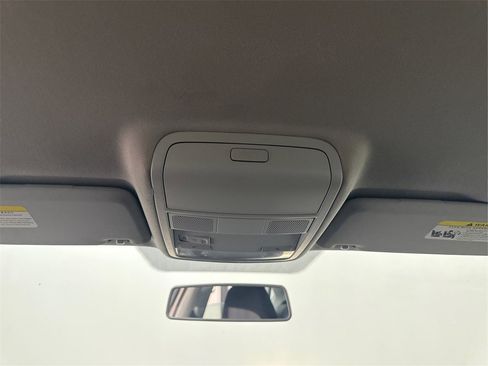 Used 2016 Volkswagen Passat 1.8T S image 36