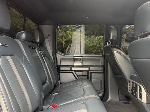 Used 2022 Ford F450 Platinum w/ FX4 Off-Road Package AWD/4WD image 24