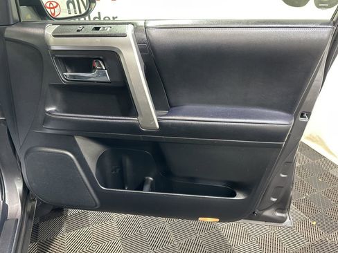 Used 2023 Toyota 4Runner SR5 AWD/4WD image 11