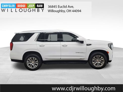 Used 2023 GMC Yukon Denali AWD/4WD image 4