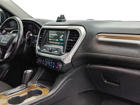Used 2018 GMC Acadia SLE FWD image 27
