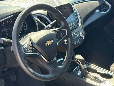 Used 2024 Chevrolet Malibu LT FWD image 14