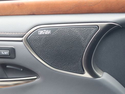 Certified 2025 Lexus ES 350 Ultra Luxury image 13