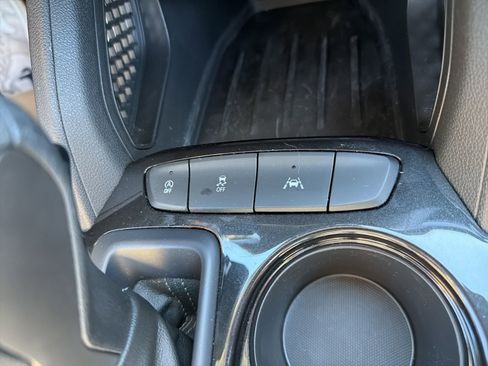 Used 2023 Chevrolet TrailBlazer LS image 17