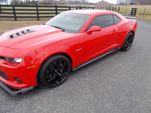 Used 2015 Chevrolet Camaro Z/28 image 9