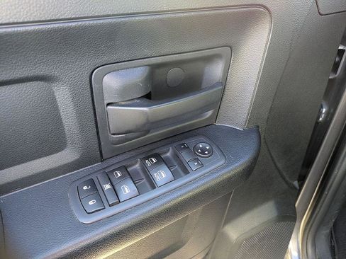 Used 2018 RAM 1500 Express image 14