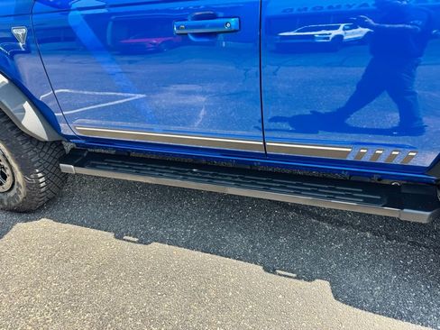 Used 2021 Ford Bronco First Edition image 11