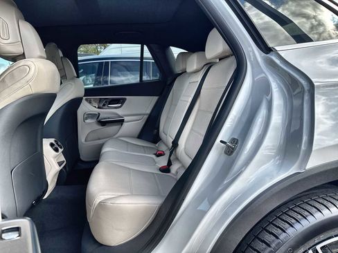 New 2026 Mercedes-Benz GLC 300 image 4