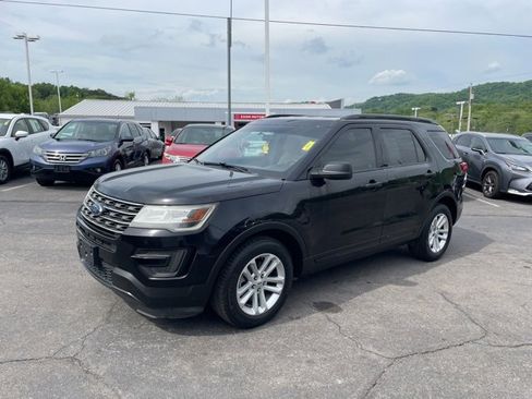 Used 2017 Ford Explorer FWD image 4
