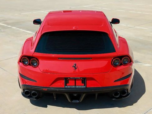 Used 2019 Ferrari GTC4Lusso T image 11