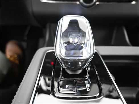 New 2026 Volvo XC90 B6 Ultra w/ Protection Package Premier image 17