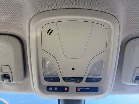 Used 2014 Chevrolet Impala LT FWD image 17