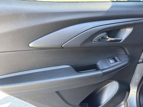 Certified 2025 Chevrolet TrailBlazer LT image 31