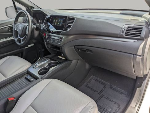 Used 2022 Honda Passport EX-L image 11