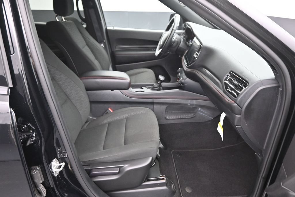 Used 2025 Dodge Durango GT AWD/4WD image 11