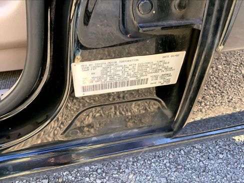 Used 2002 Toyota RAV4 4WD image 30