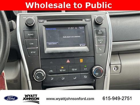 Used 2017 Toyota Camry LE image 14