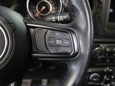 Used 2022 Jeep Gladiator Sport image 29