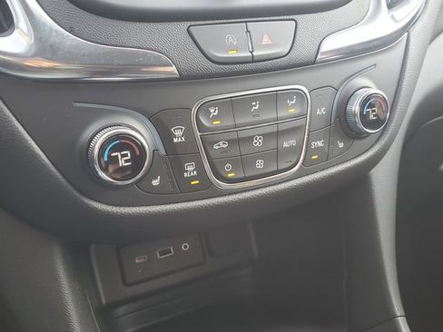 Certified 2024 Chevrolet Equinox LT w/ LPO, Floor Liner Package image 33