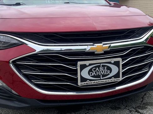 Used 2025 Chevrolet Malibu LT FWD image 29
