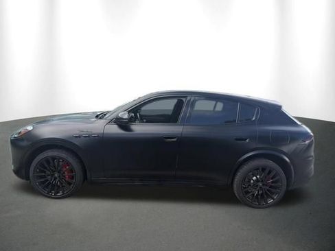 Used 2023 Maserati Grecale Modena AWD/4WD image 14
