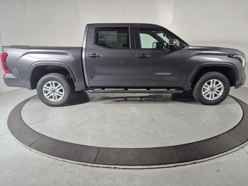 New 2026 Toyota Tundra SR5 AWD/4WD image 5