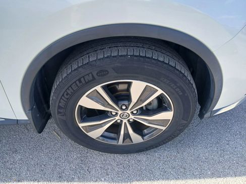 Used 2019 Nissan Murano SV w/ Premium Package FWD image 19
