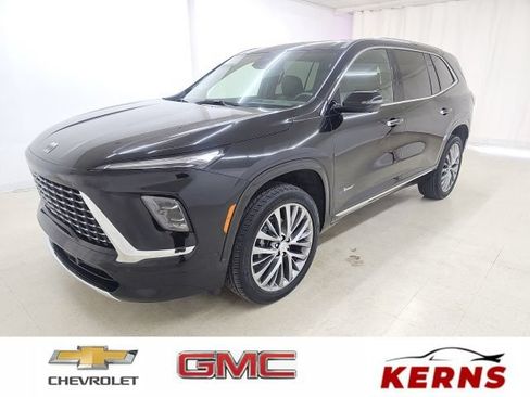 Used 2025 Buick Enclave Avenir w/ Super Cruise Package AWD/4WD image 1