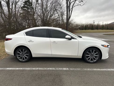 Used 2024 MAZDA MAZDA3 s image 9