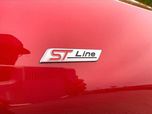 Used 2022 Ford Explorer ST-Line w/ Class IV Trailer Tow Package AWD/4WD image 28