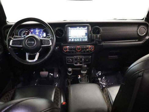 Used 2021 Jeep Wrangler Unlimited Sahara AWD/4WD image 13