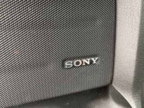 Used 2014 Ford F150 FX4 w/ Equipment Group 402A Luxury image 15