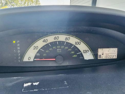 Used 2007 Toyota Yaris S image 15