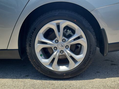 Certified 2024 Honda Accord LX image 7