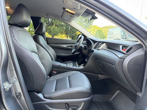Used 2025 INFINITI QX50 Pure AWD/4WD image 24