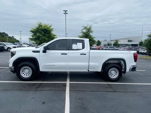 Used 2022 GMC Sierra 1500 Pro w/ Pro Value Package AWD/4WD image 4