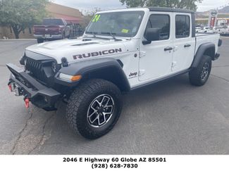 Used 2024 Jeep Gladiator Rubicon w/ Safety Group AWD/4WD video 1