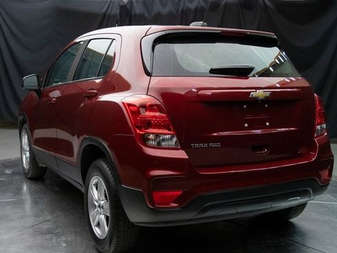 Used 2021 Chevrolet Trax LS image 10