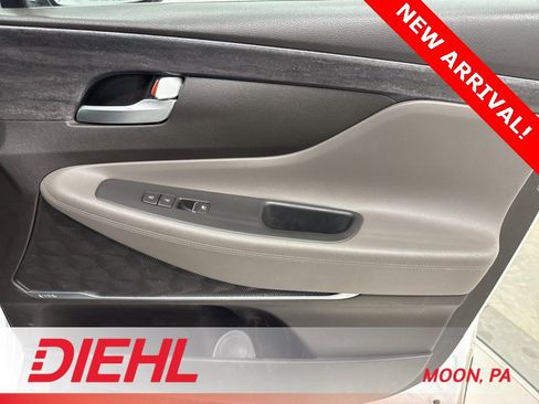 Used 2020 Hyundai Santa Fe SEL w/ Convenience Package image 15