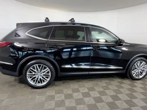 Used 2023 Acura MDX SH-AWD w/ Advance Package image 4