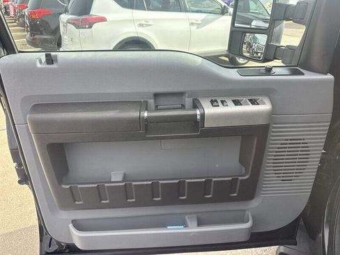 Used 2016 Ford F350 XLT image 17