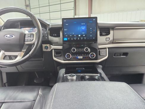Used 2024 Ford Expedition Max XLT AWD/4WD image 27