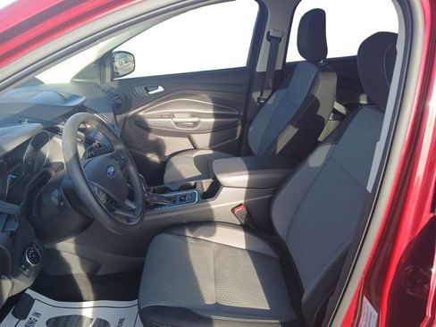 Used 2019 Ford Escape SE image 10